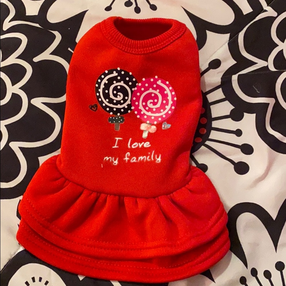 xs “I love my family” dog dress